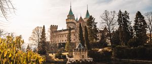 Preview wallpaper castle, landscape, lake, reflection