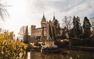 Preview wallpaper castle, landscape, lake, reflection