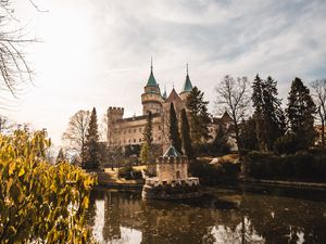 Preview wallpaper castle, landscape, lake, reflection