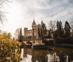 Preview wallpaper castle, landscape, lake, reflection