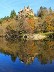 Preview wallpaper castle, loire, france, lake, valley