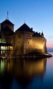 Preview wallpaper castle, river, lake, night