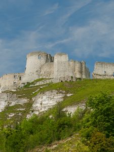 Preview wallpaper castle, ruins, fortress, hill, architecture, towers