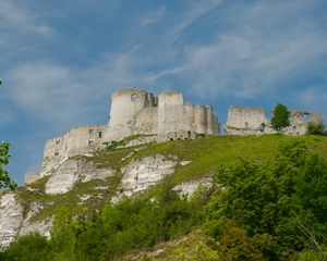 Preview wallpaper castle, ruins, fortress, hill, architecture, towers
