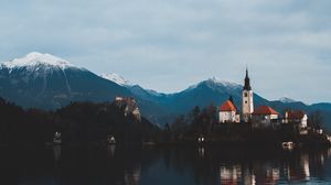 Preview wallpaper castle, tower, lake, reflection