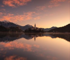 Preview wallpaper castle, tower, mountains, lake, reflection