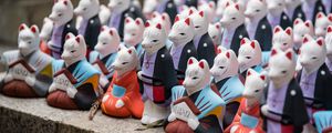 Preview wallpaper cats, figurines, porcelain, japan