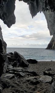 Preview wallpaper cave, arch, sea, horizon