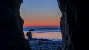 Preview wallpaper cave, horizon, sunset