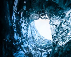 Preview wallpaper cave, ice, gorge