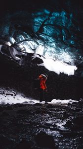Preview wallpaper cave, ice, man, tourist, floe, snow