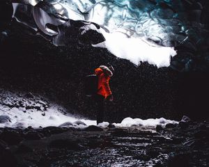 Preview wallpaper cave, ice, man, tourist, floe, snow