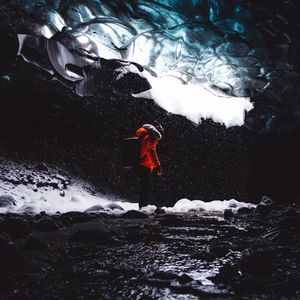 Preview wallpaper cave, ice, man, tourist, floe, snow