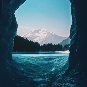 Preview wallpaper cave, ice, snow, inside, morzine, france