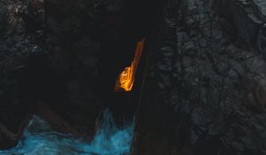 Preview wallpaper cave, light, water, cranny