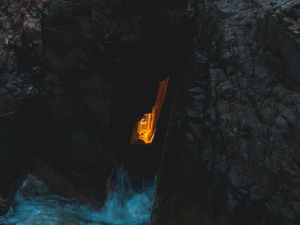 Preview wallpaper cave, light, water, cranny