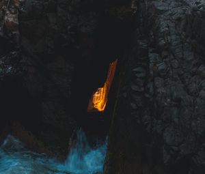 Preview wallpaper cave, light, water, cranny