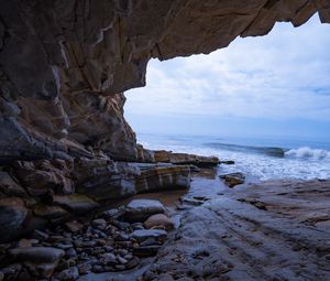 Preview wallpaper cave, rocks, sea, waves, water