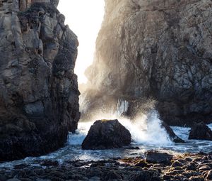 Preview wallpaper cave, rocks, stones, sea, spray