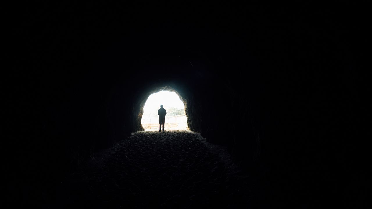 Wallpaper cave, silhouette, alone, dark