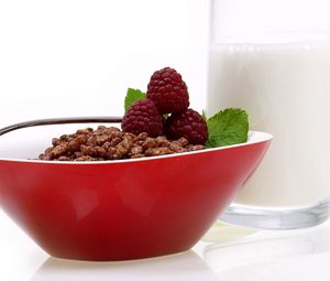 Preview wallpaper cereal, fruit, milk