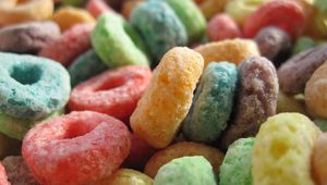 Preview wallpaper cereal, rings, colorful, macro