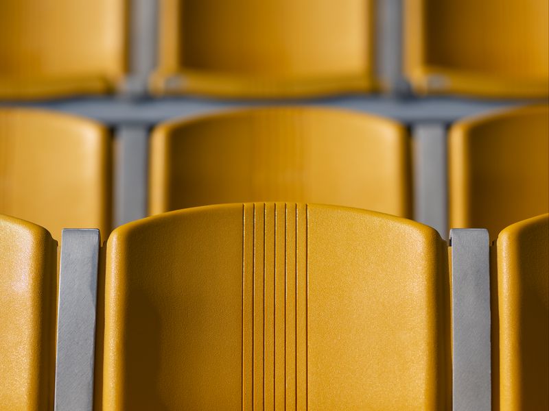 800x600 Wallpaper chairs, tribune, yellow