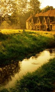 Preview wallpaper channel, structure, grass, morning