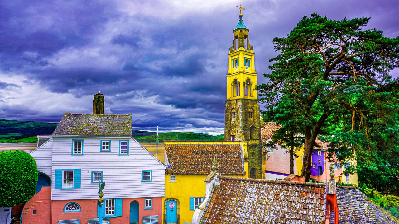 Wallpaper chapel, houses, roofs, bright