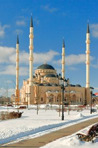 Preview wallpaper chechnya, mosque, snow, minaret