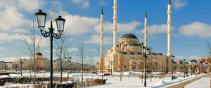 Preview wallpaper chechnya, mosque, snow, minaret