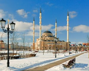 Preview wallpaper chechnya, mosque, snow, minaret