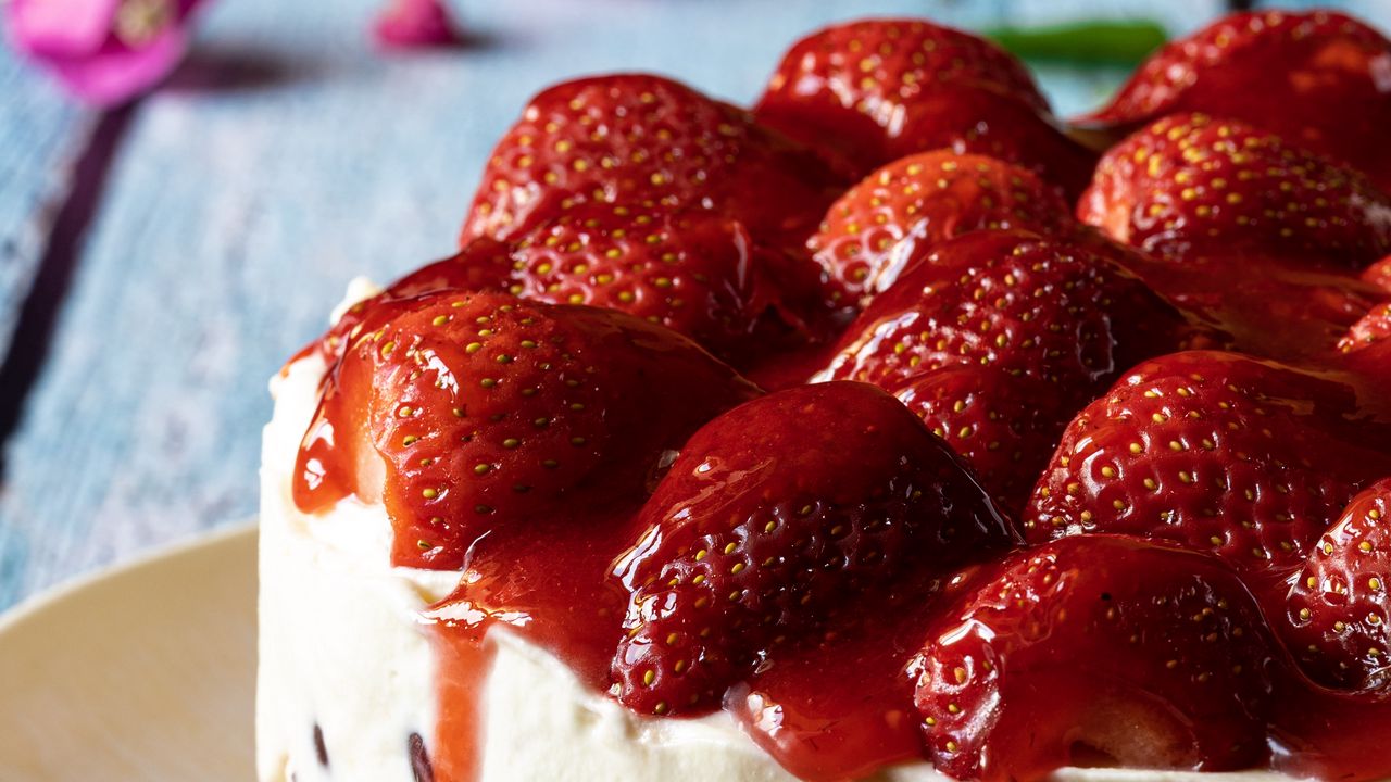 Wallpaper cheesecake, strawberries, berries, dessert, food