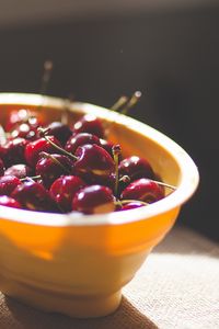 Preview wallpaper cherries, cherry, berries, plate, shadow