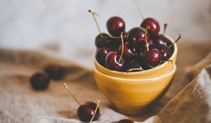 Preview wallpaper cherries, cherry, berry, dish, ripe