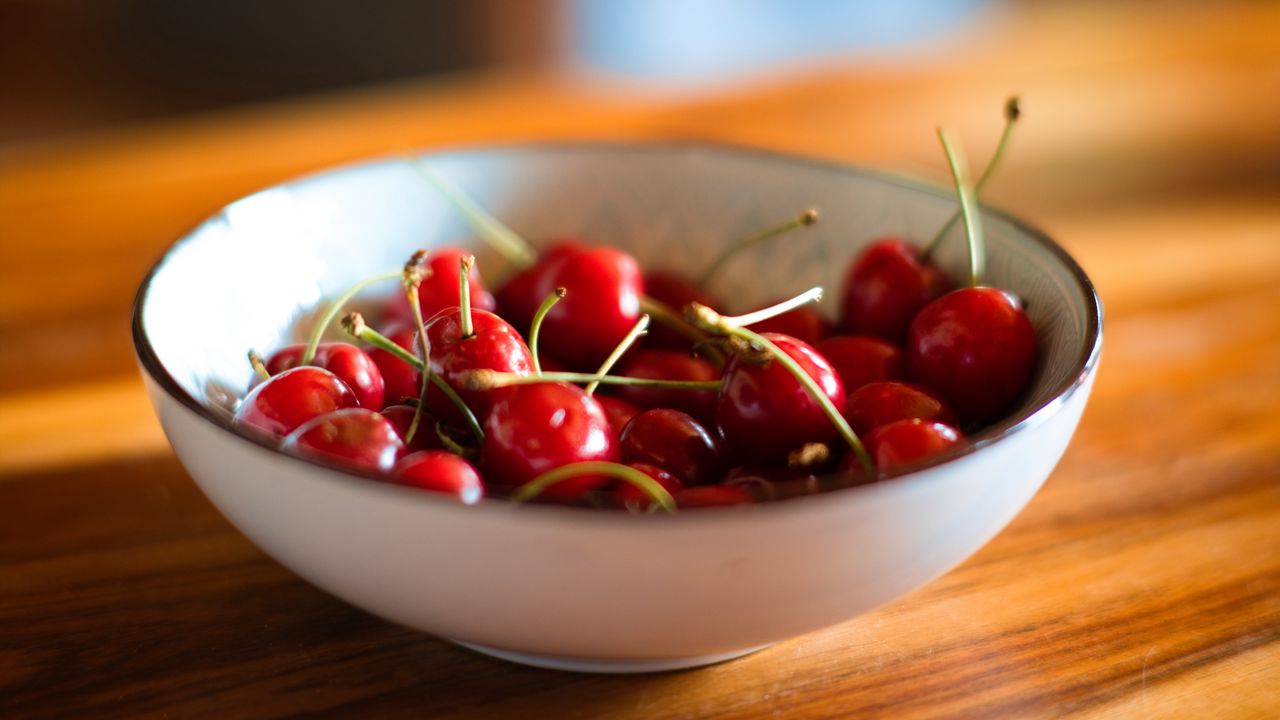 Wallpaper cherry, berries, bowl, blur