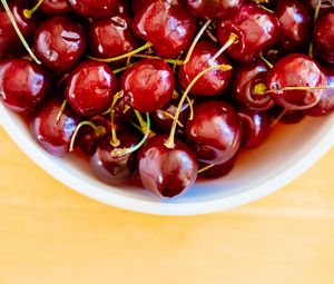 Preview wallpaper cherry, berries, bowl, food