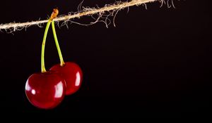 Preview wallpaper cherry, berries, red, thread