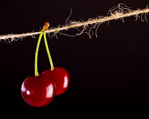 Preview wallpaper cherry, berries, red, thread
