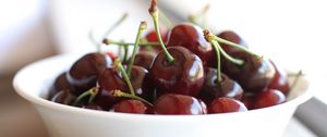 Preview wallpaper cherry, berries, ripe, bowl