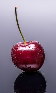 Preview wallpaper cherry, berry, drops, reflection, wet, macro