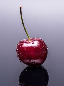 Preview wallpaper cherry, berry, drops, reflection, wet, macro