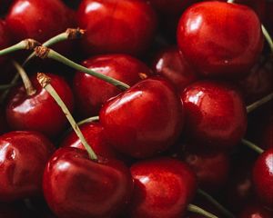 Preview wallpaper cherry, berry, fruit, red, macro