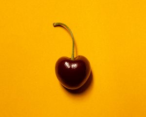 Preview wallpaper cherry, berry, red, yellow, minimalism