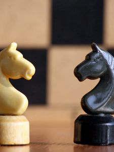 Preview wallpaper chess, figures, horse, black, white