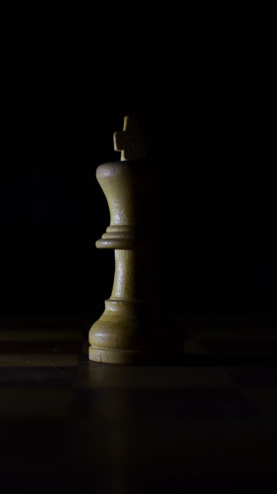 Chess King Wallpaper Download | MobCup