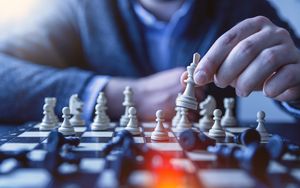 Preview wallpaper chess, pawn, queen, tactics