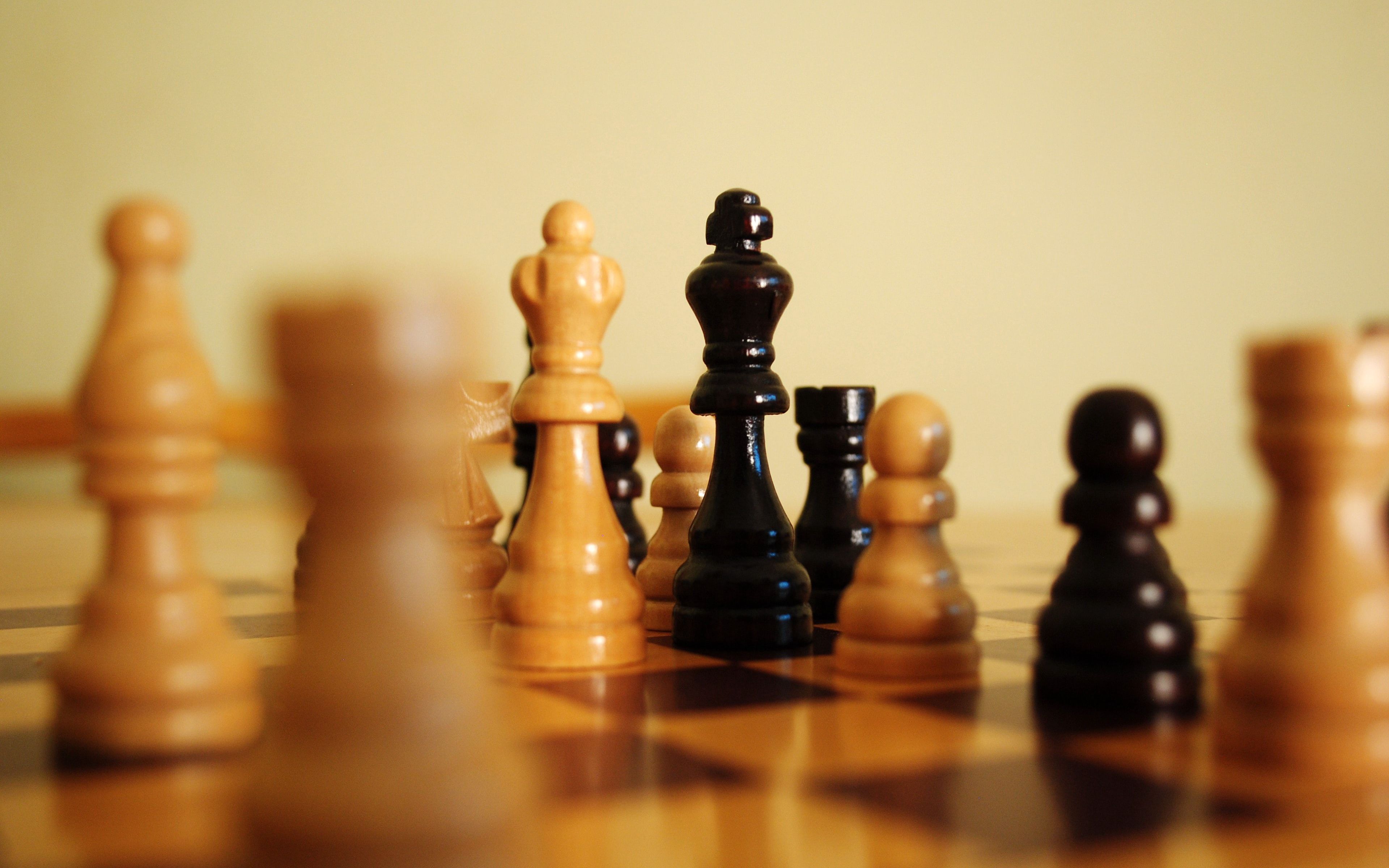 Download wallpaper 3840x2400 chess, pieces, board, game, games 4k ultra hd  16:10 hd background