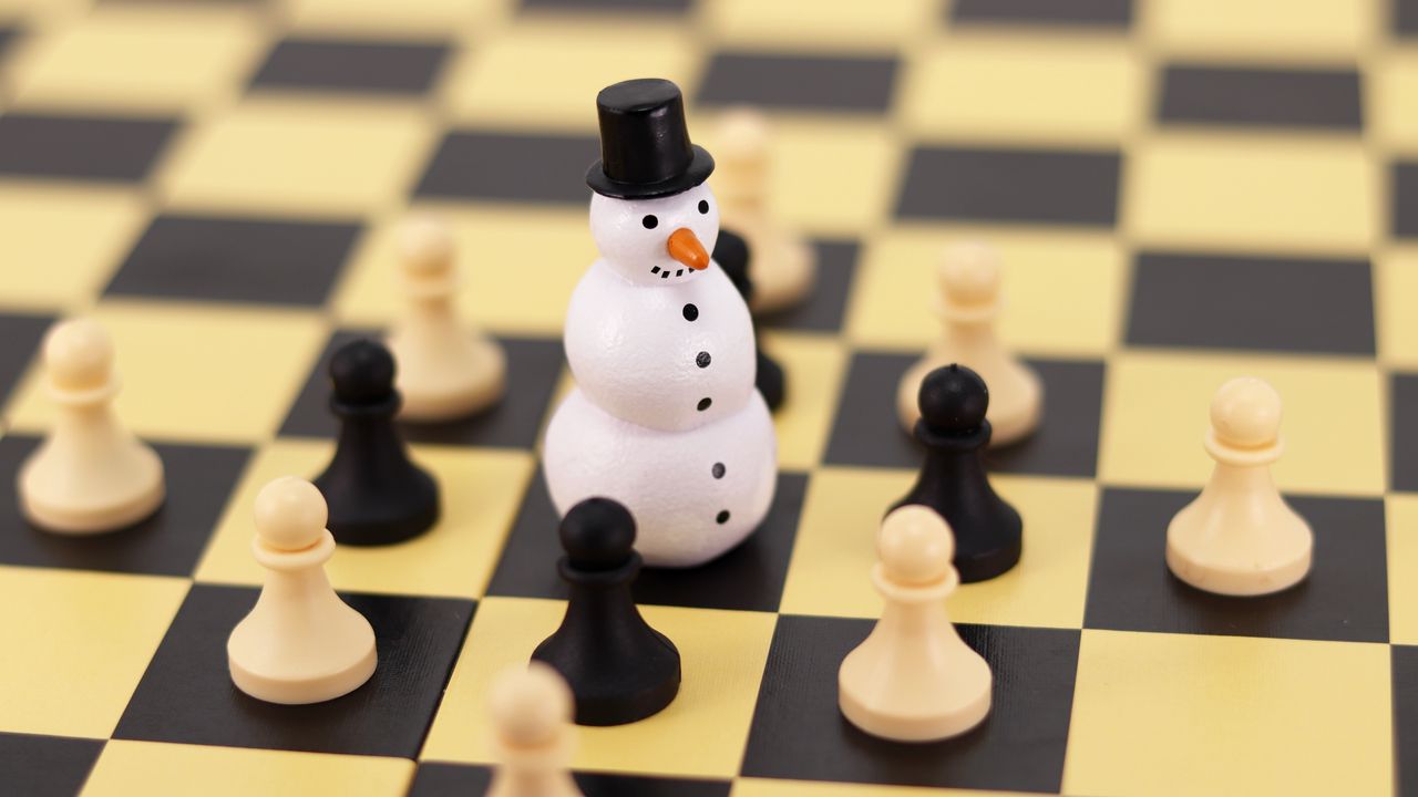 Wallpaper chess, snowman, figures, pawns, chess board, game