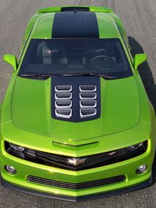 Preview wallpaper chevrolet camaro, cars, car, green, top view
